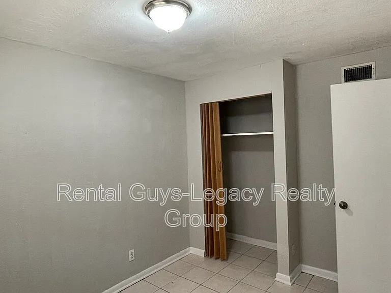 1738 Wright Ave #2 — Photo 12