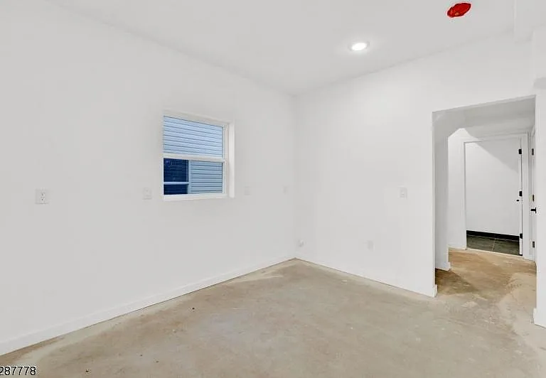 757 Seaport Dr #1 — Photo 22
