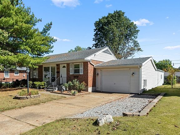 2nd image of 1120 Gahan Dr