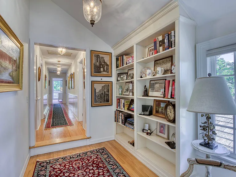 312 Ocean Rd — Photo 15