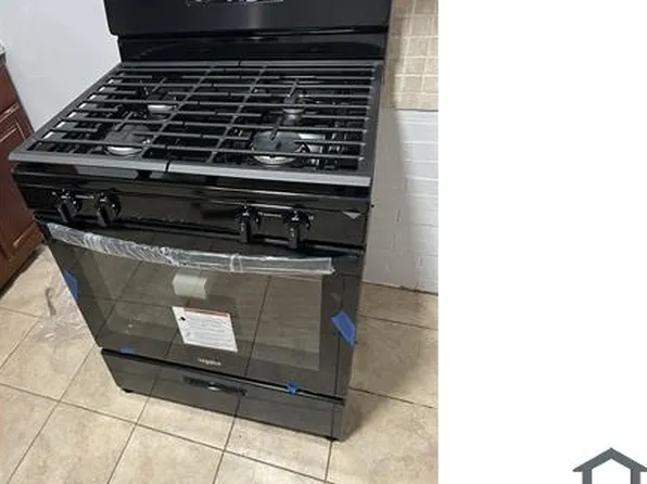 198 1st St, Newark, NJ