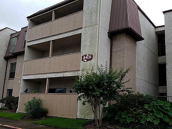 5th image of 8431 Hearth Dr APT 3