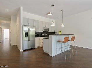 1870 N Damen Ave #2F, Chicago, IL 60647