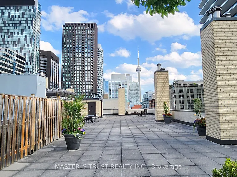 195 Saint Patrick St #404B — Photo 36