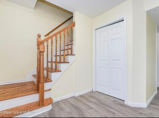 72 Berry Ave FLOOR 2, Staten Island, NY 10312
