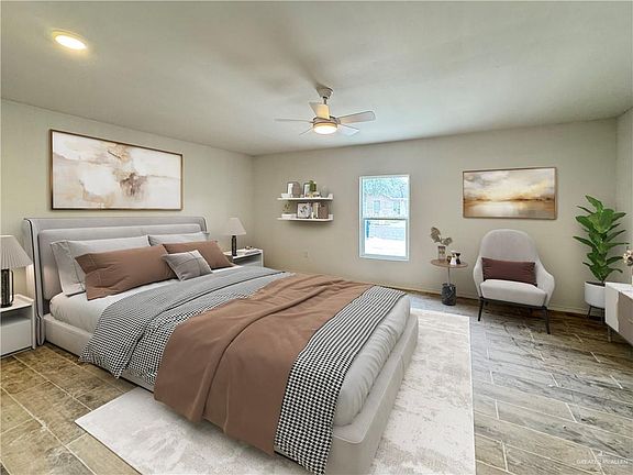 3rd image of 600 Amber Dr