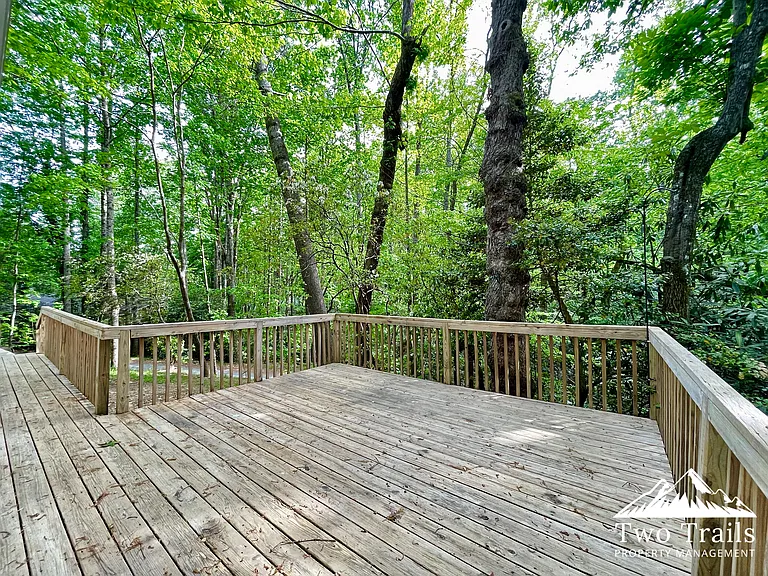 555 Finley Cove Rd — Photo 10
