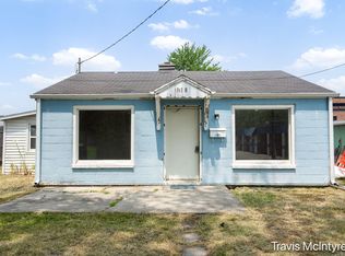 118 E Anderson Ct, Greenville, MI 48838