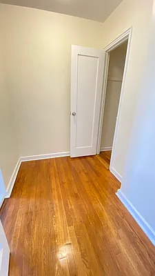 Rented by Queens Apartments Realty LLC | media 13