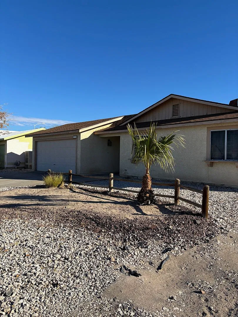 449 Ash — Photo 3