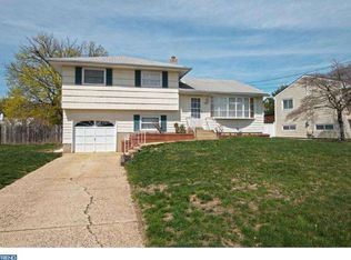 858 Estates Blvd, Hamilton, NJ 08690