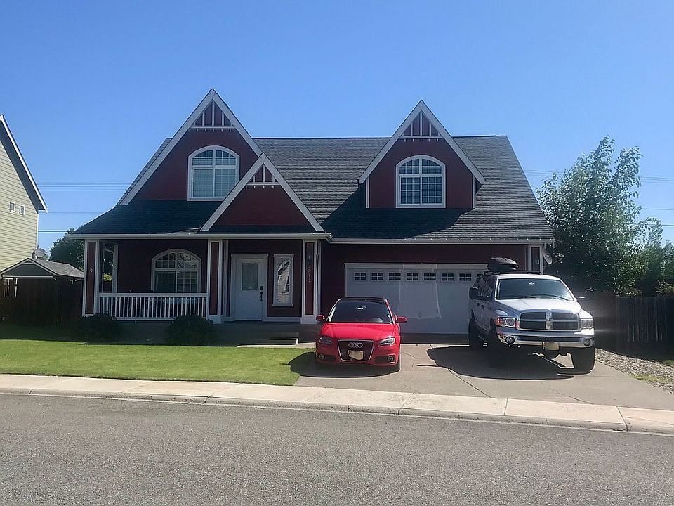 1st image of 2212 N Clearview Dr