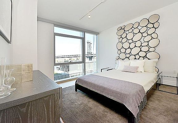 4th image of 60 Water St APT 427