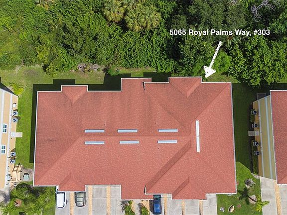 2nd image of 5065 ROYAL PALMS WAY #303