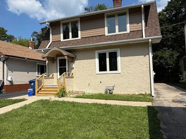 717 New York St, Waukegan, IL 60085