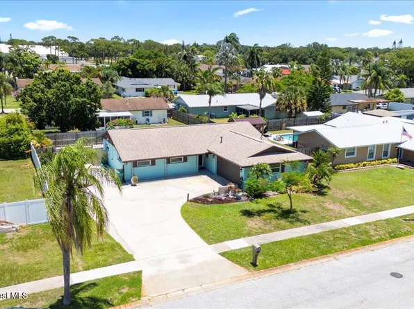 619 Sacre Coeur Dr, Melbourne, FL 32935