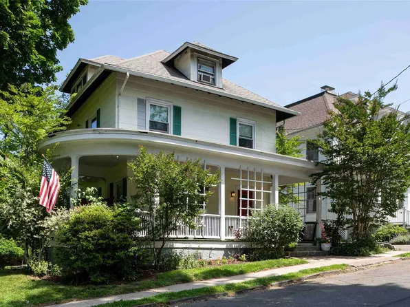 15 Fraser Place, Hastings-on-Hudson, NY 10706