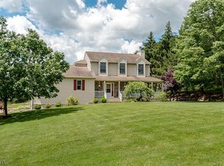 77 Kayharts Ln, Washington, NJ 07882