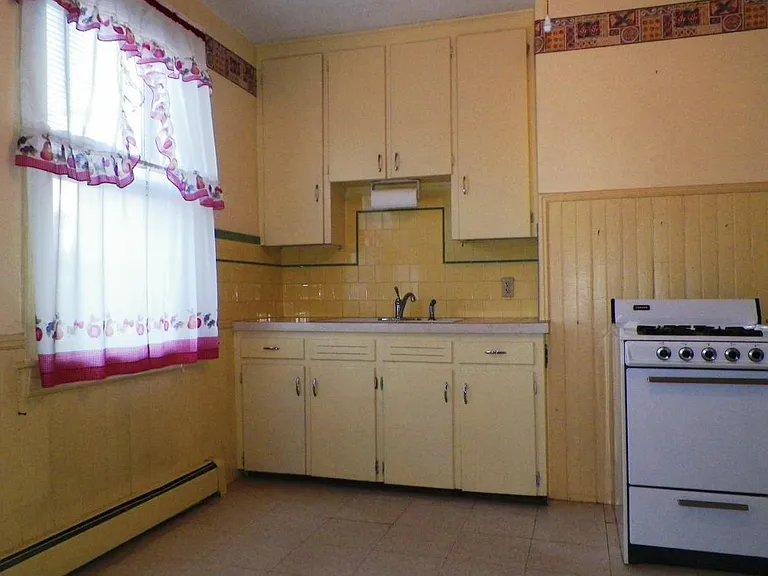 613 Douglas Ave #1 — Photo 6