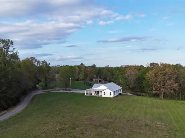 195 Wildlife Rd, Magnolia, KY 42757