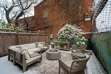 108 Calyer Street, #1B