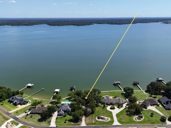 229 The Shores Dr, Corsicana, TX 75109