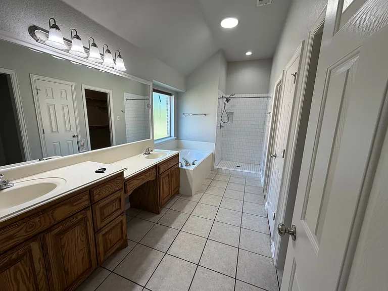 119 Clyde Dr — Photo 17