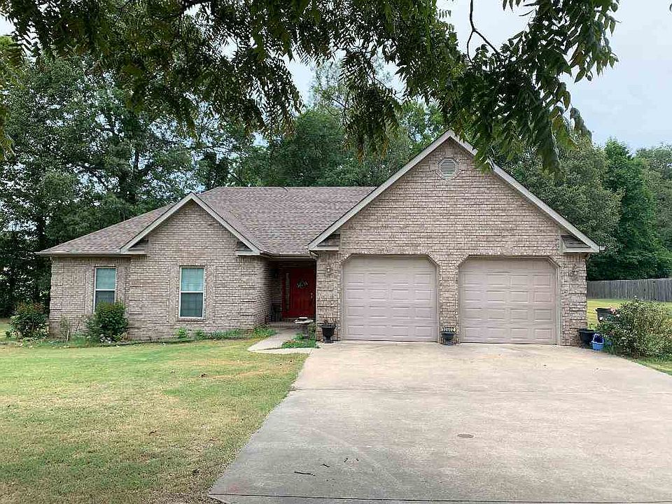 2nd image of 2602 Mockingbird Ln