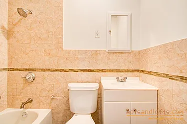 Rented by aptsandlofts.com