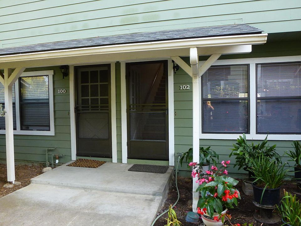 1st image of 102 S Kellogg Ave
