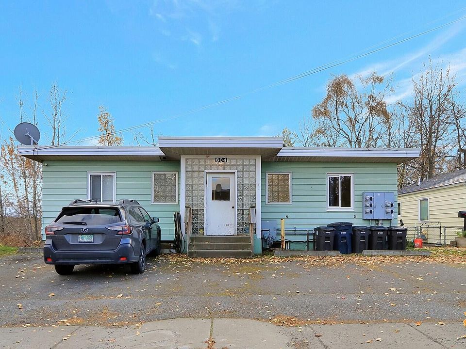 1st image of 804 W 16th Ave