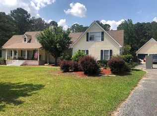 890 S Jeff Davis Dr, Fayetteville, GA 30215