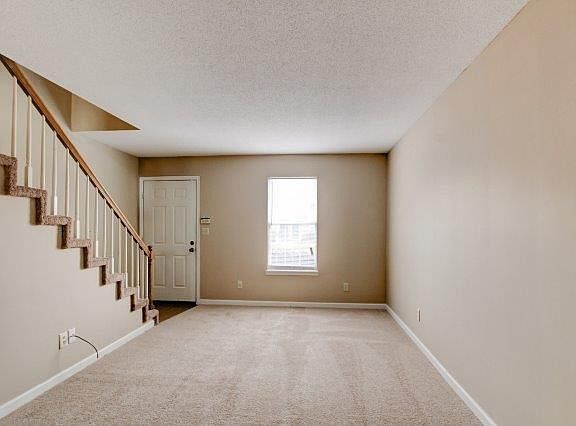 4th image of 3279 Tower Dr
