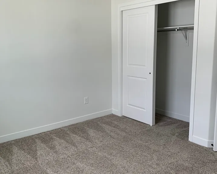 3765 S 3250 W — Photo 9