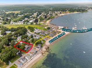 29 Shore Rd, East Lyme, CT 06357