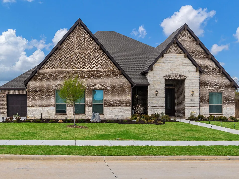 612 Ambergate Dr