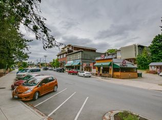465 Winslow Way E APT 202, Bainbridge Island, WA 98110