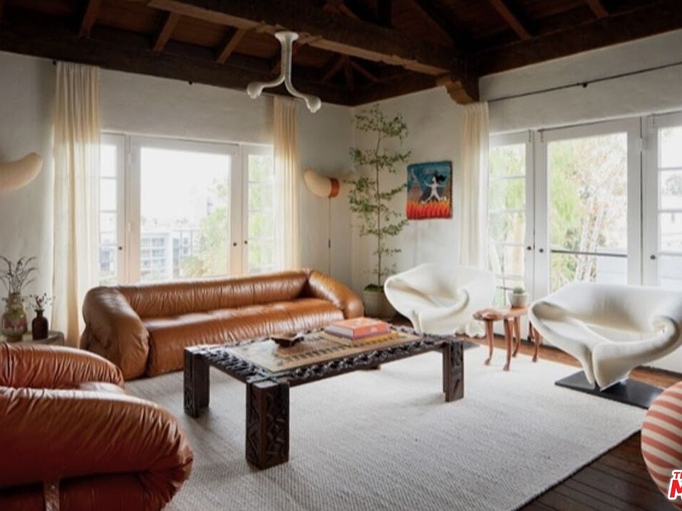 1st image of 6684 Bonair Pl