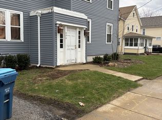 426 Jackson St, Aurora, IL 60505