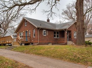 2736 25th St, Des Moines, IA 50310