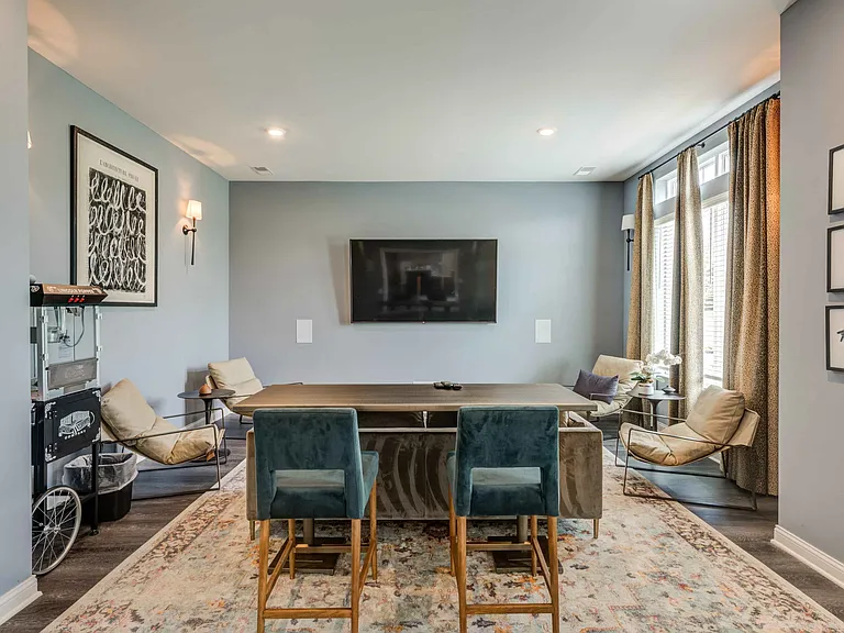 Resident Lounge