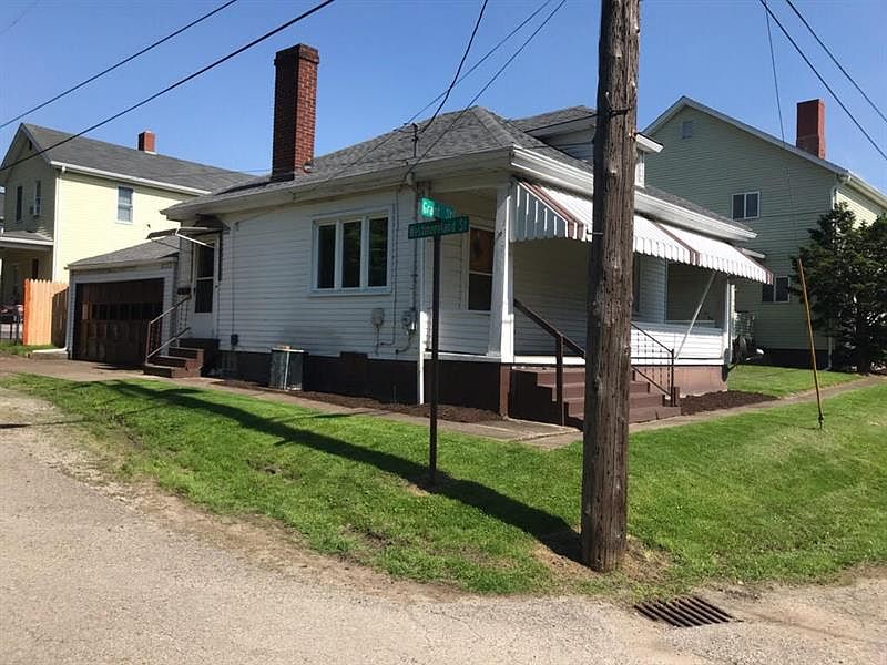 2nd image of 109 Grant St #101