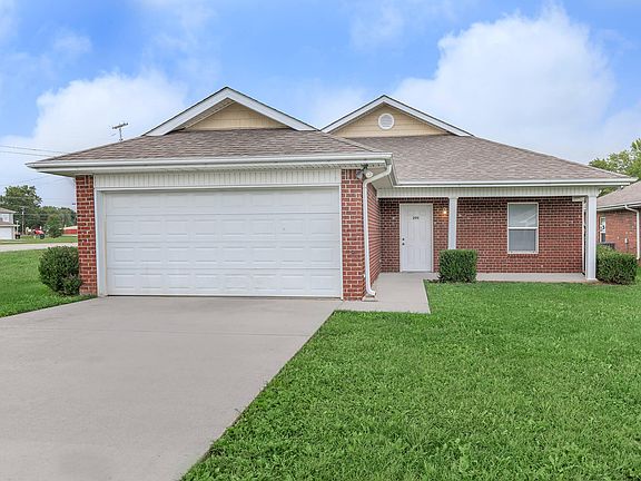 3rd image of 300 Berkley Ct #45196