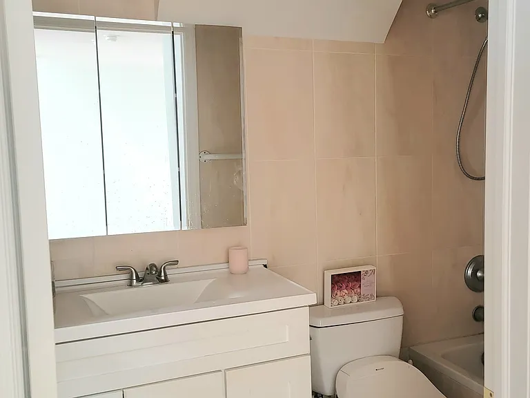 42 Boundary Ave #1 — Photo 12
