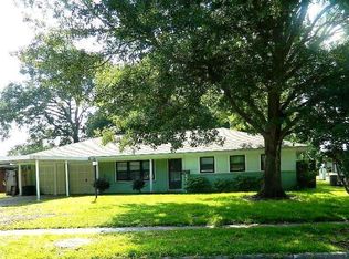 1407 Strickland St, Baytown, TX 77520