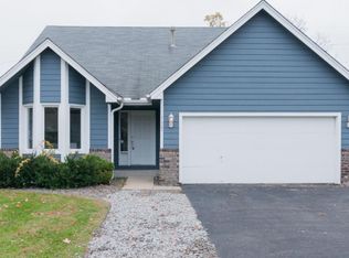 1325 W 158th St, Burnsville, MN 55306