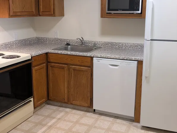 455 Alida Way, 455 Alida Way #1B-1Ba-700Sqft, South San Francisco, CA 94080