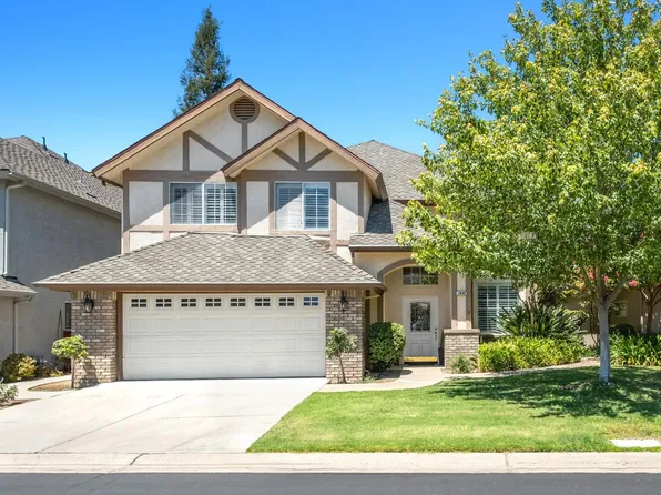 2888 W Kensington Ln, Fresno, CA 93711