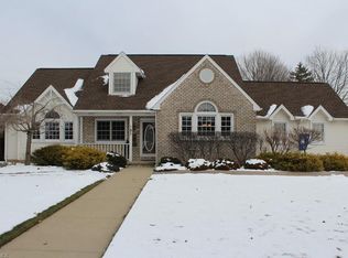 107 High Point Dr, Wadsworth, OH 44281