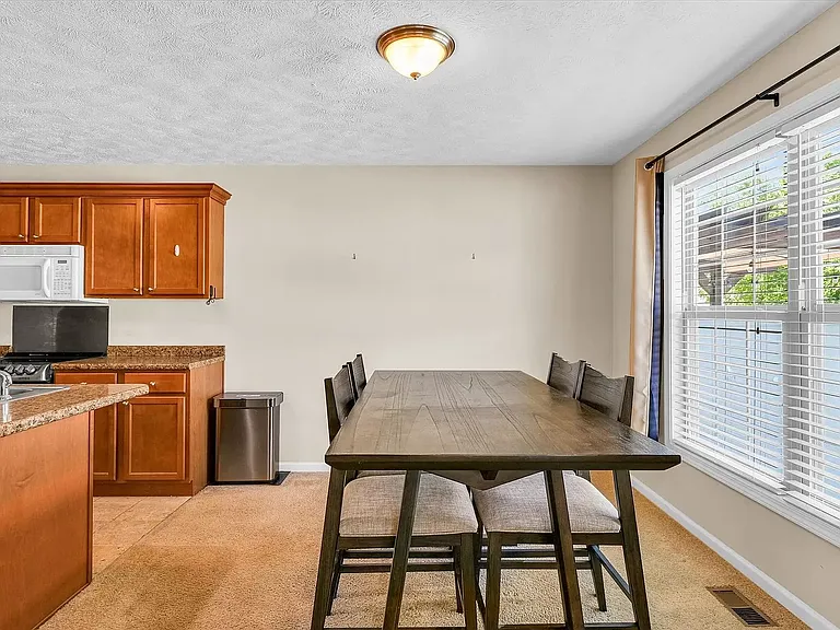115 Tickseed Ave — Photo 4